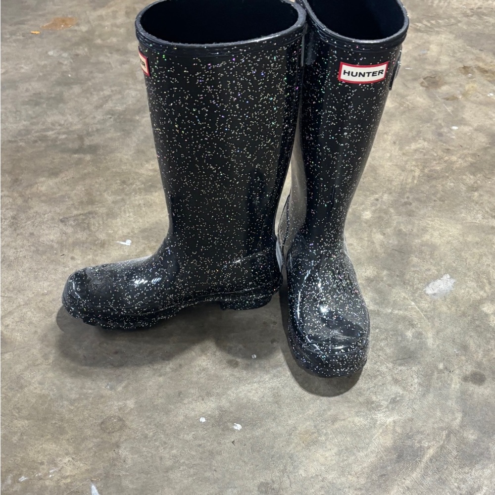 Brand new never worn Hunter boots